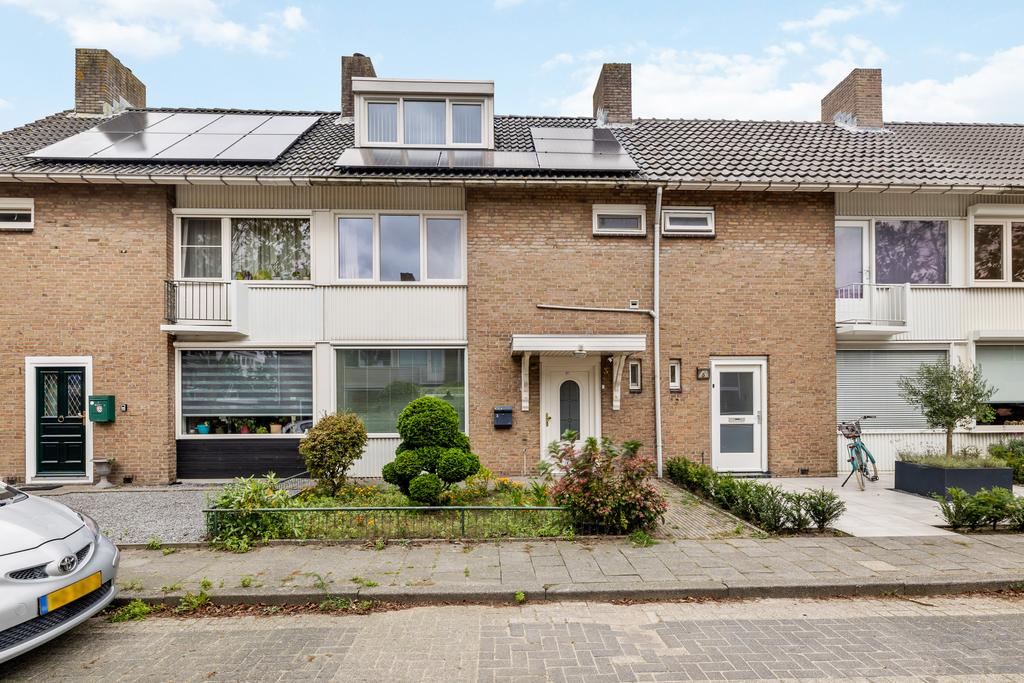 Best – Pastoor M. van Beekstraat 3